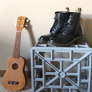 🌪 Dr. Martens Black CLEMENCY BOOTS